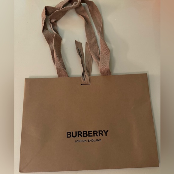 Burberry Shopping Bag - Authentic - Picture 1 of 2